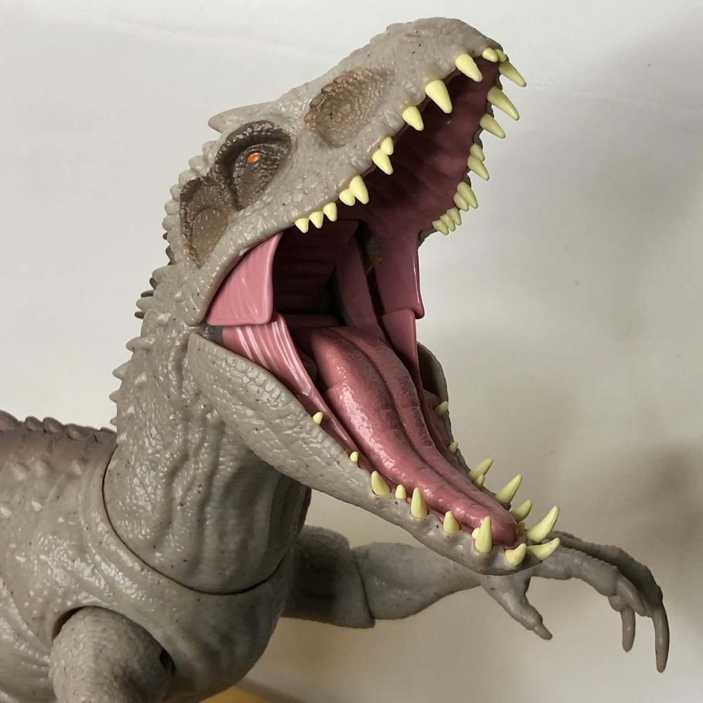 Mattel Jurassic World Indominus Rex Toy 21 in Camouflage N Battle Light Up 2022 - Picture 8 of 16